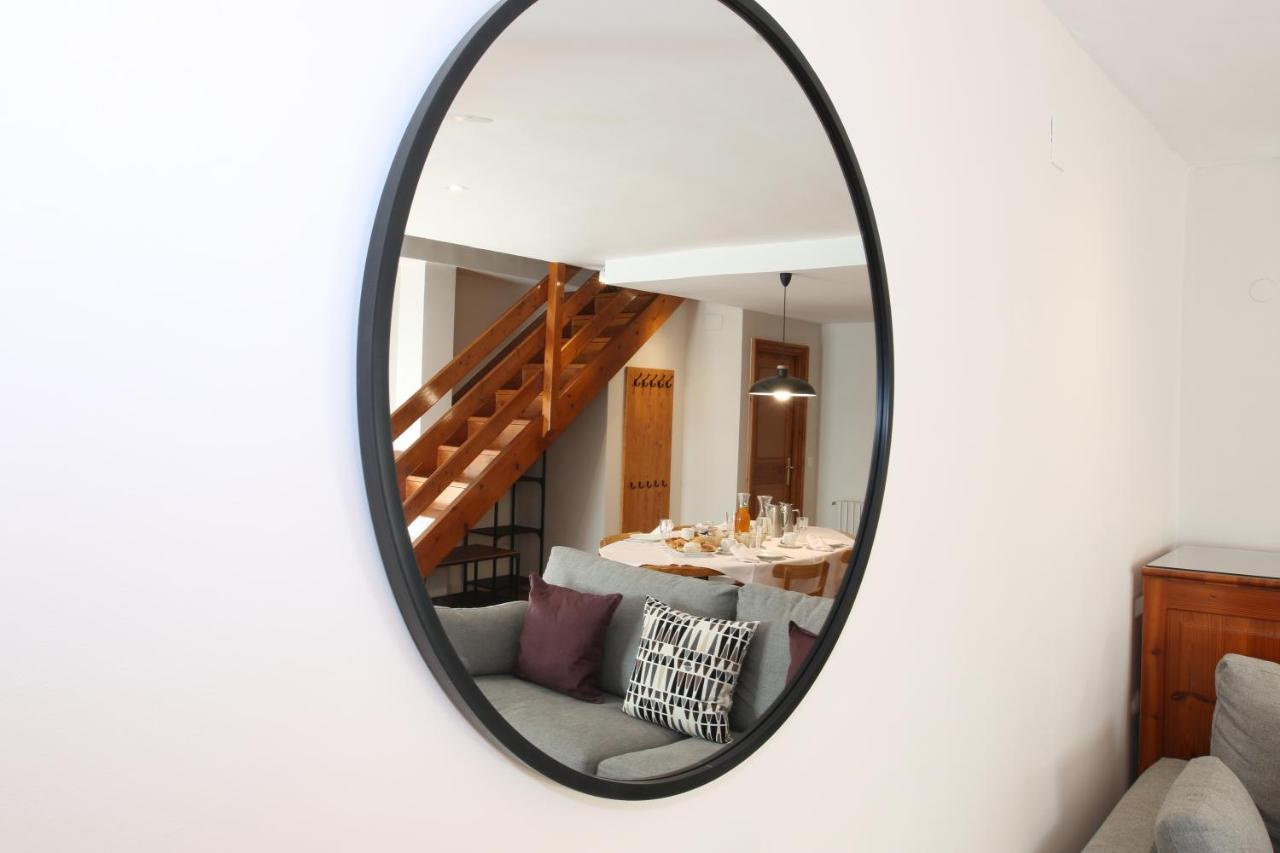 APARTAMENTOS VILAGAROs Luaran gambar