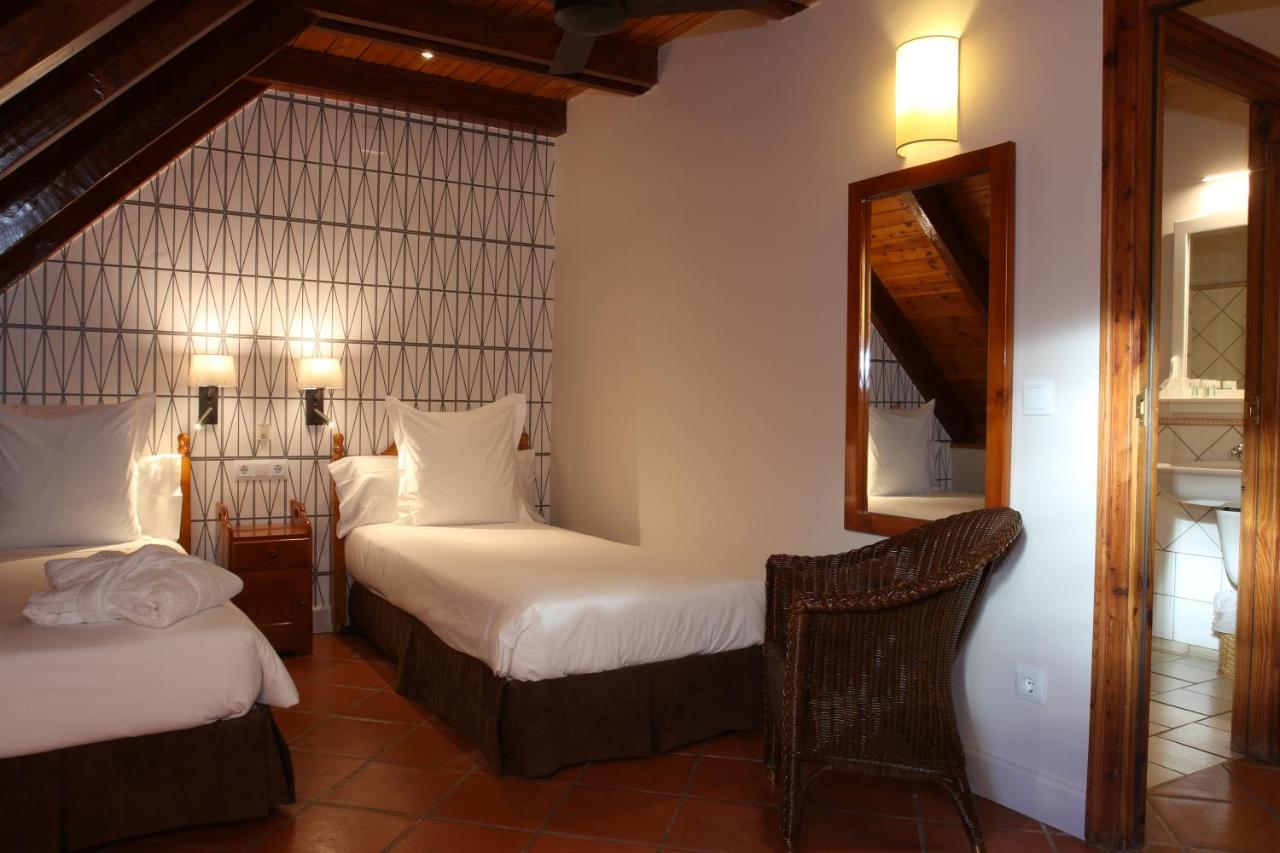APARTAMENTOS VILAGAROs Luaran gambar