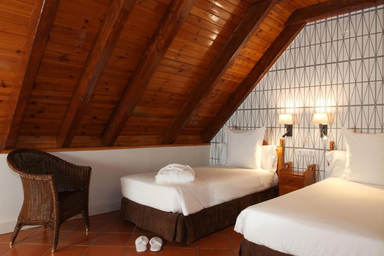 APARTAMENTOS VILAGAROs Luaran gambar