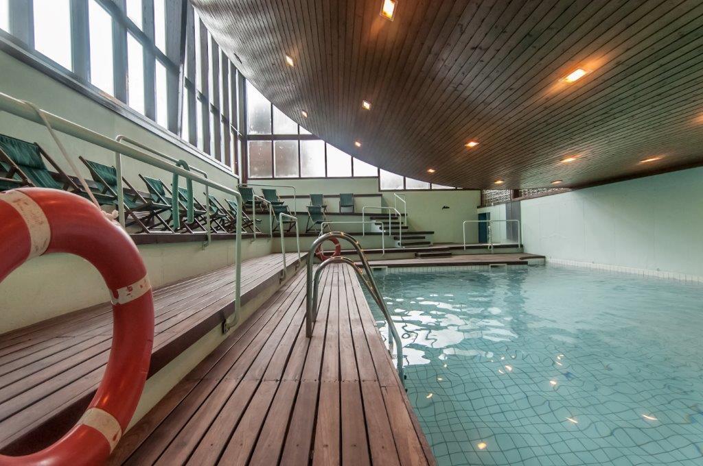 APARTAMENTOS VILAGAROs Luaran gambar