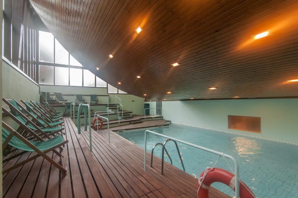 APARTAMENTOS VILAGAROs Luaran gambar
