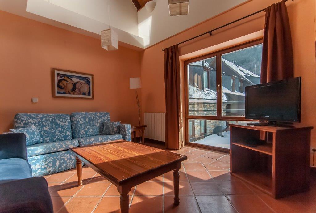 APARTAMENTOS VILAGAROs Luaran gambar