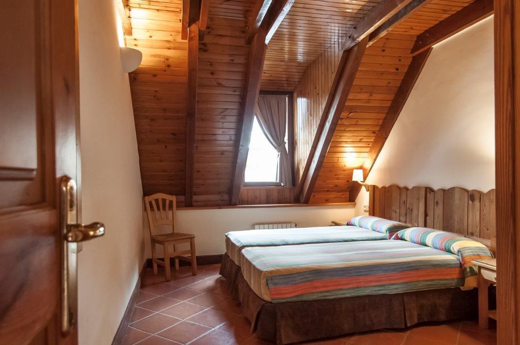 APARTAMENTOS VILAGAROs Luaran gambar